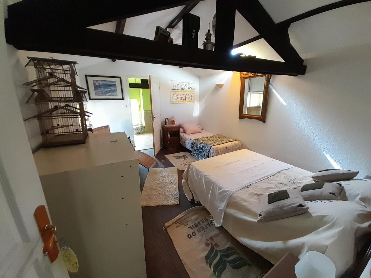 Saint-Florent-sur-Auzonnet Le Prieure Bed & Breakfast エクステリア 写真