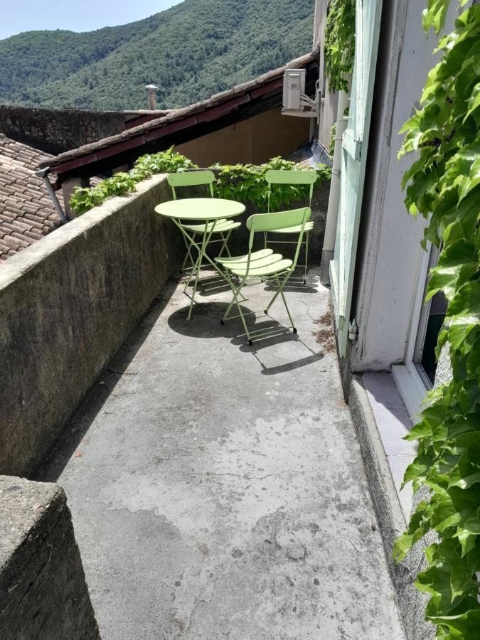 Saint-Florent-sur-Auzonnet Le Prieure Bed & Breakfast エクステリア 写真